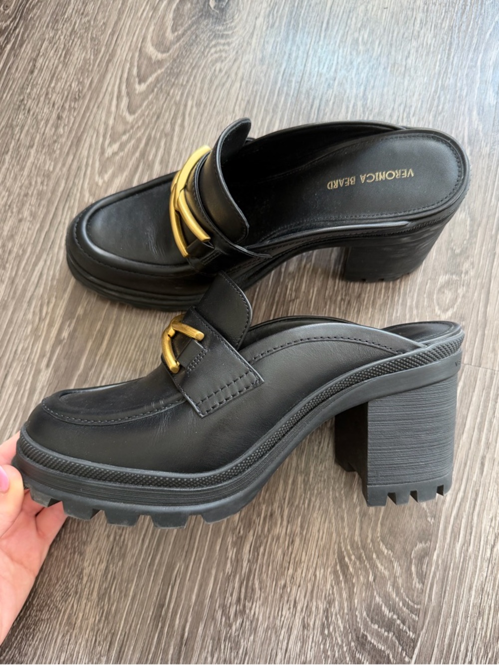 Veronica Beard Leather Mules - Picture 7 of 7
